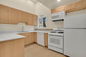 140 Wait St in Springfield, MA - Foto de edificio - Building Photo