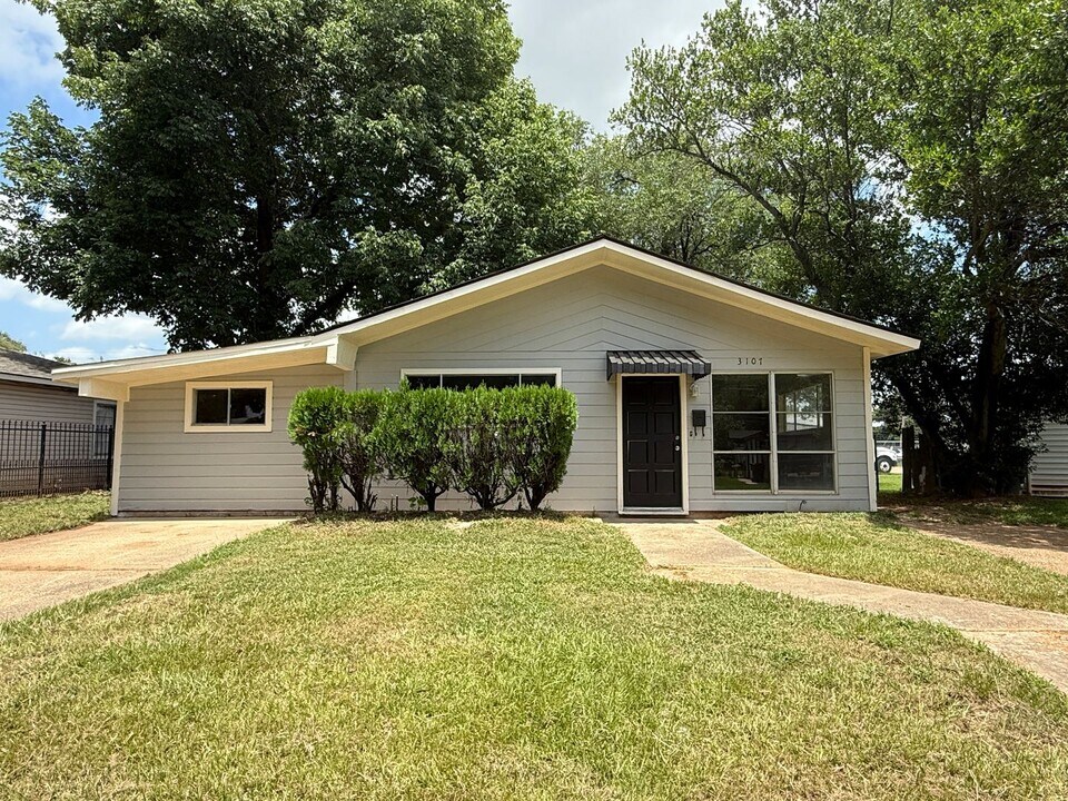 3107 Stafford St in Bossier City, LA - Building Photo