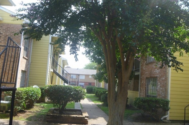 La Terraza Apartments in Houston, TX - Foto de edificio - Building Photo