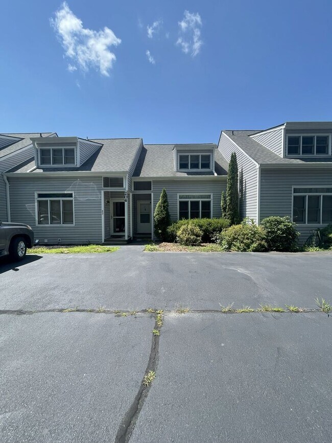 property at 206 Mountain Club Dr