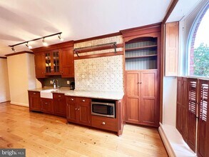 125 Warren Ave in Baltimore, MD - Building Photo - Building Photo