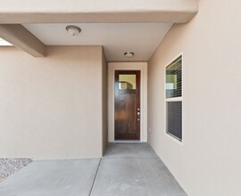 4028 Apache Pine Pl in Las Cruces, NM - Foto de edificio - Building Photo