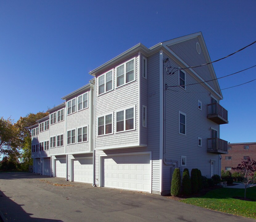 397-399 Sea St in Quincy, MA - Foto de edificio