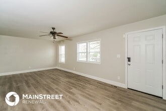 8413 E 37th Pl in Indianapolis, IN - Building Photo - Building Photo