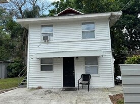 514 Ave C NE in Winter Haven, FL - Building Photo