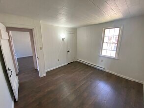 225 Cottage Ln in Cresco, PA - Building Photo - Building Photo