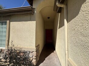 2399 Shoemaker Ave in Merced, CA - Building Photo - Building Photo