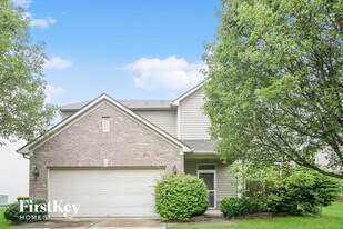 13858 Ellsworth Ln in Fishers, IN - Building Photo