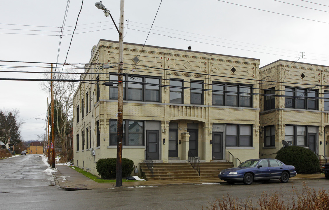 924-938 N Murtland St in Pittsburgh, PA - Building Photo