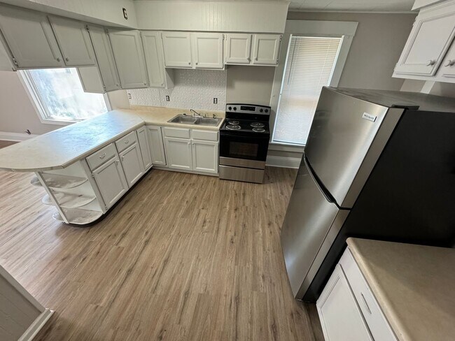 1825 N Park Pl-Unit -1827 N Park Place in Wichita, KS - Building Photo - Building Photo