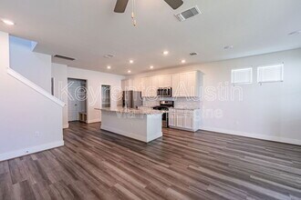 7501 Chesapeake Rail Ln in Austin, TX - Building Photo - Building Photo