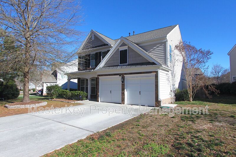 347 Euphoria Cir in Cary, NC - Building Photo