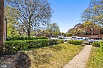 218 Stevenson Sq S in Alexandria, VA - Building Photo - Building Photo