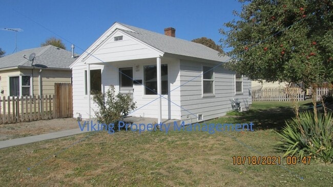 555 SE 2nd St in Prineville, OR - Building Photo - Building Photo