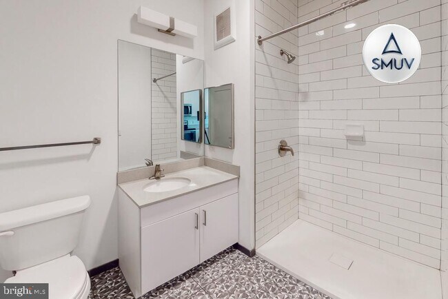 301 McMechen St-Unit -216 in Baltimore, MD - Building Photo - Building Photo