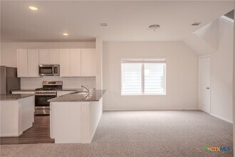 141 Everglades Dr in Niederwald, TX - Building Photo - Building Photo