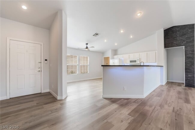 property at 186 Regal Sunset Ave