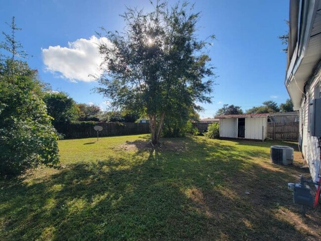 1405 W 13th St in Panama City, FL - Building Photo - Building Photo