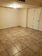 704 Demaret Dr in Columbia, MO - Building Photo - Building Photo