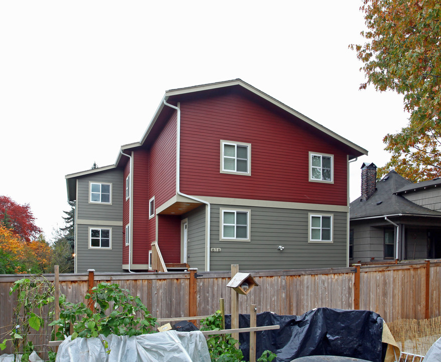 616 NE 53rd St in Seattle, WA - Building Photo