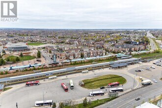 10-210 Lagerfeld Dr in Brampton, ON - Building Photo - Building Photo