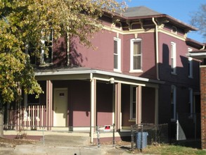 1657 N College Ave in Indianapolis, IN - Foto de edificio - Building Photo