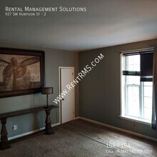 927 SW Huntoon St in Topeka, KS - Building Photo - Building Photo