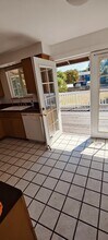 2200 Merchant Way in Everett, WA - Foto de edificio - Building Photo