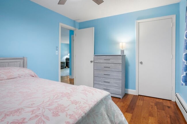 property at 2 Autumn Leaf Dr