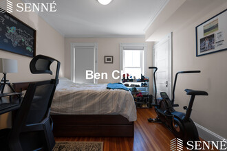 9 Dimick St, Unit 2 in Somerville, MA - Foto de edificio - Building Photo