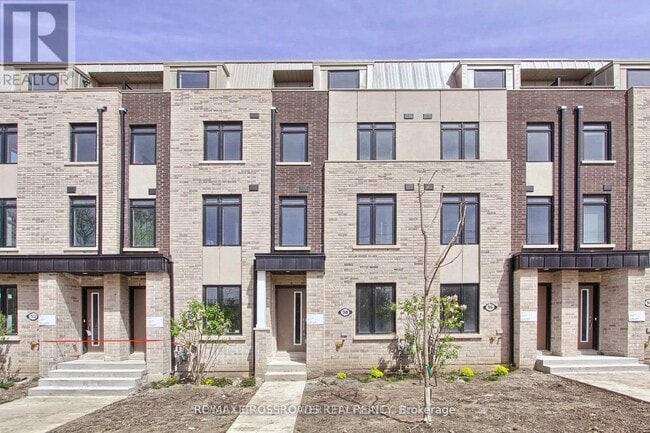 98 Bartley Dr