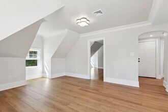 107 Dudley Ave in Narberth, PA - Building Photo - Building Photo