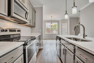 201 Burns Ave in Nashville, TN - Building Photo - Building Photo