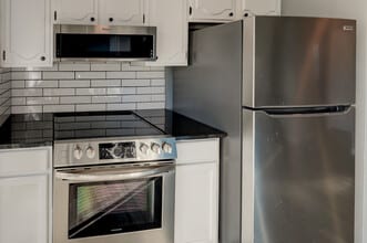 9115 Nieman Rd, Unit Apt 91111 unit 2 in Overland Park, KS - Building Photo - Building Photo