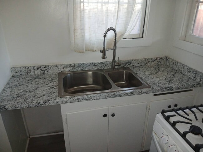 property at 712 Park St