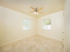 2625 E Glenn St in Tucson, AZ - Building Photo - Building Photo