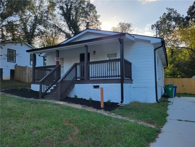 768 4th St in Stone Mountain, GA - Building Photo - Building Photo
