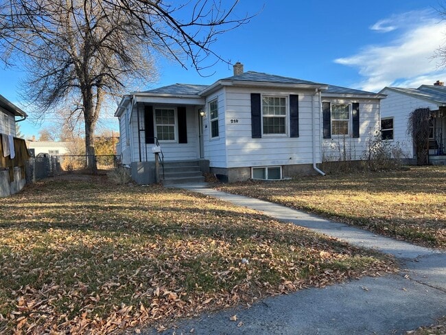 property at 214 E Jackson Ave