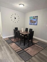 4612 Seybold Ave in Orlando, FL - Foto de edificio - Building Photo