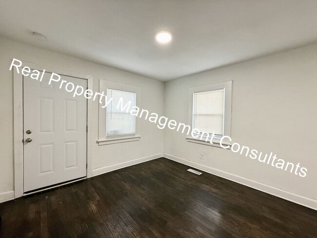 2909 E 77th Terrace in Kansas City, MO - Building Photo - Building Photo