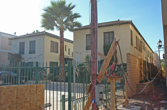 1415-1421 S St Andrews Pl in Los Angeles, CA - Building Photo - Building Photo