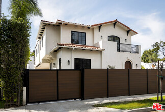 1201 N Vista St in West Hollywood, CA - Building Photo - Building Photo