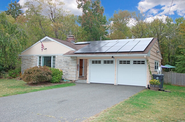 property at 104 Country Club Rd