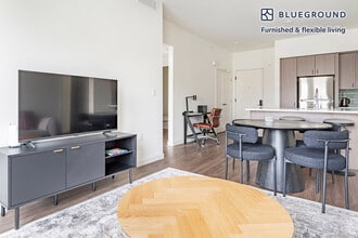 100 Callan Ave in San Leandro, CA - Building Photo - Building Photo