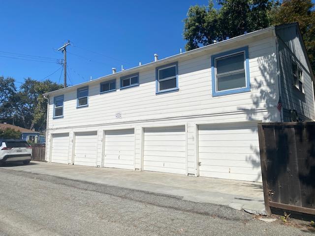 1457 Jefferson Ave in Redwood City, CA - Building Photo