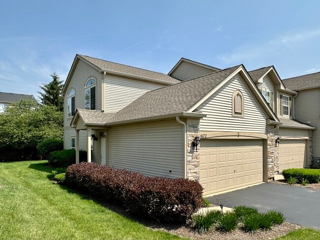 property at 1672 Fredericksburg Ln