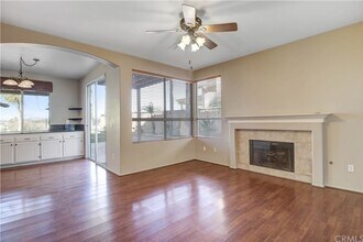 31920 Vía Cordoba in Temecula, CA - Building Photo - Building Photo