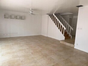 8247 NW 8th Pl in Plantation, FL - Building Photo - Building Photo
