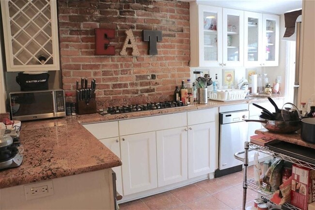 property at 530 Garden St