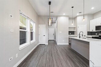 8136 Fountain St in Houston, TX - Building Photo - Building Photo